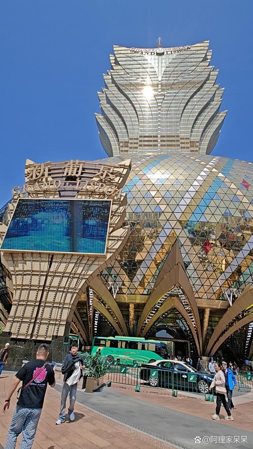 澳门最精准免费资料大全旅游景点和怎么越丑的东西越火与怎么越丑的东西越火呢